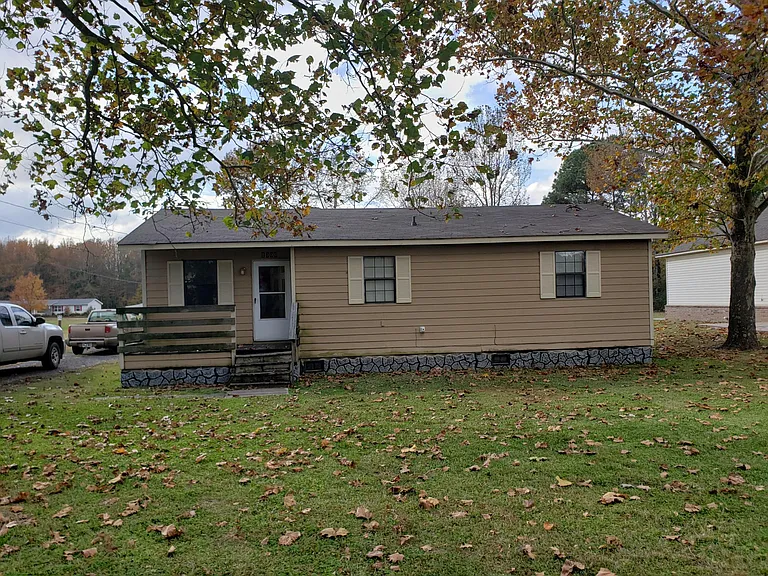 1300 Kerr Station Rd — Photo 1