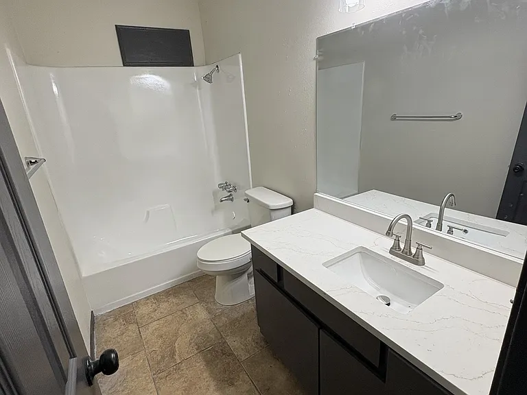 2150 Merriman St — Photo 18