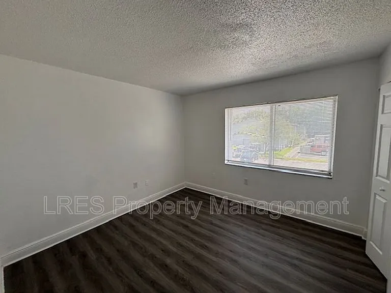 4725 S Texas Ave #C — Photo 14