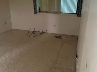 17933 University Park Dr #92, Livonia, MI 48152