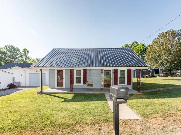 152 Calvert St, Stamping Ground, KY 40379
