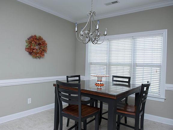 3rd image of 1947 Cambria Drive #B