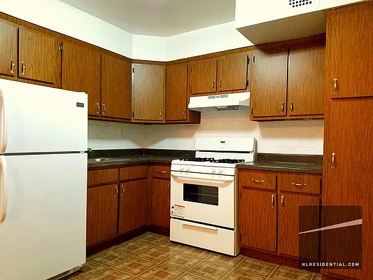 Rented by Highline Residential | media 2