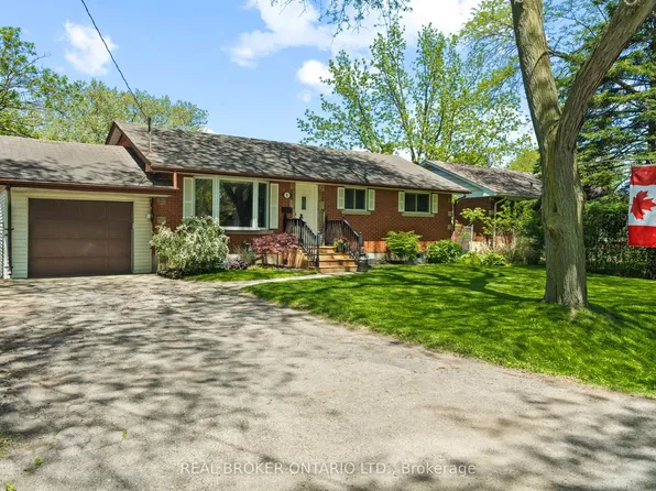 8 Goldsmith Ave, Saint Catharines, ON L2M 2V8