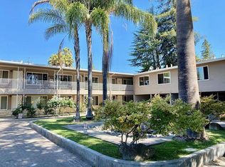1020 Florence Ln #4, Menlo Park, CA 94025