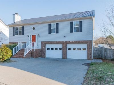 1806 Camden Forest Dr, Winston Salem, NC, 27127