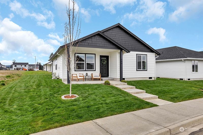 2nd image of 509 Herren Avenue
