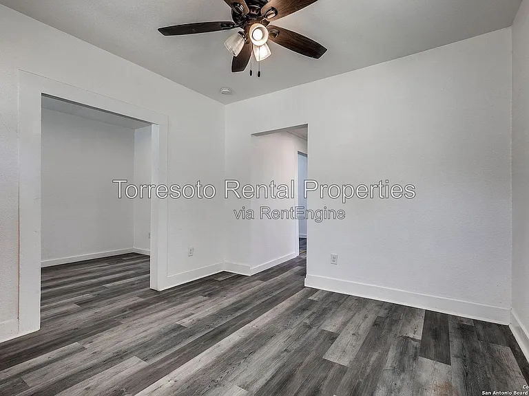 611 Rochambeau St — Photo 9