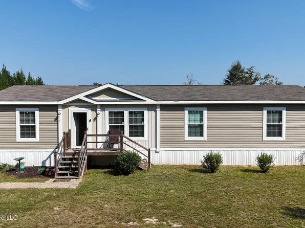 87 Ball Park Rd, Perkinston, MS 39573