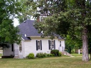 225 S Davis Ave, Litchfield, MN 55355
