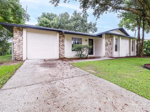 2041 Ronald Cir, Seffner, FL 33584