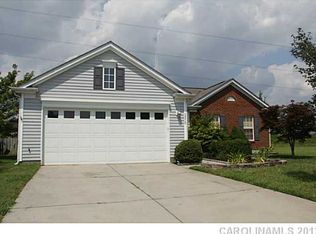 3910 Cardinal Bluff Ln, Indian Trail, NC 28079