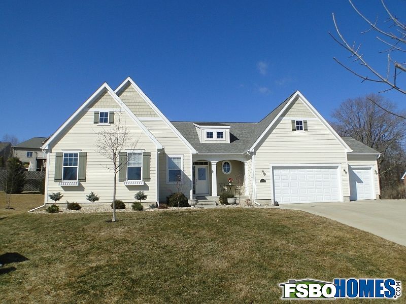 Front View of Home