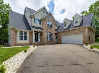 822 Brook Forest Rd, Nixa, MO 65714