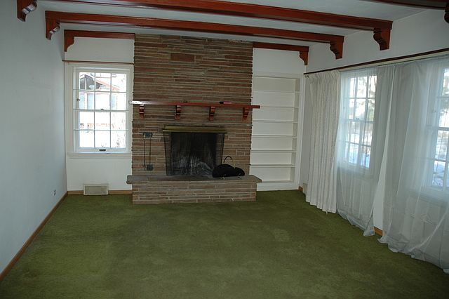 2nd image of 148 N Wood Dale Rd