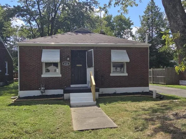 6122 Lone Oak Trl, Louisville, KY 40214