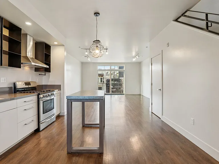 The Broadway Triangle - Residential — Photo 7