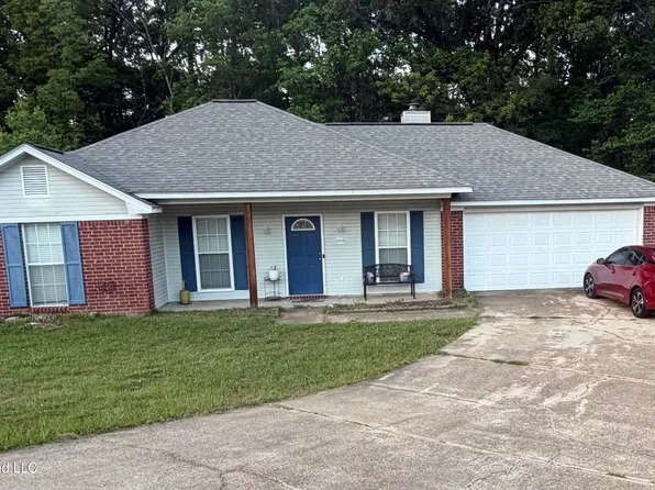 5008 Womack Dr, Byram, MS 39272