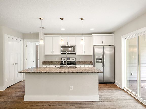 5th image of 6265 Old Dixie Dr