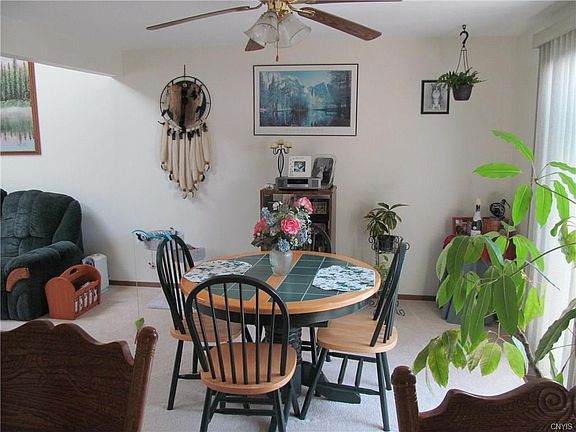 4th image of 6104 Gaspe Ln