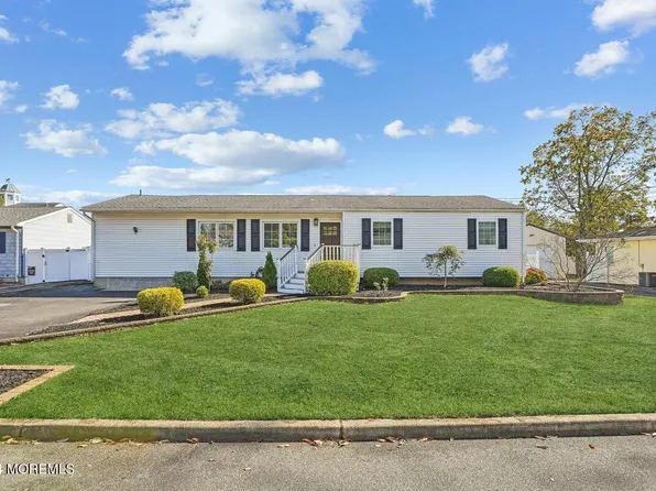 283 Wisteria Drive, Brick, NJ 08723