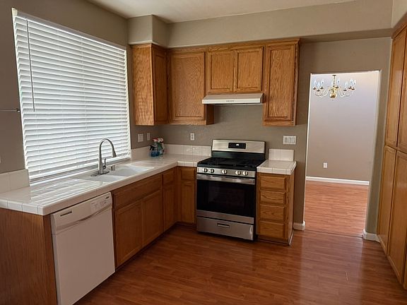 3rd image of 2154 Devin Ct