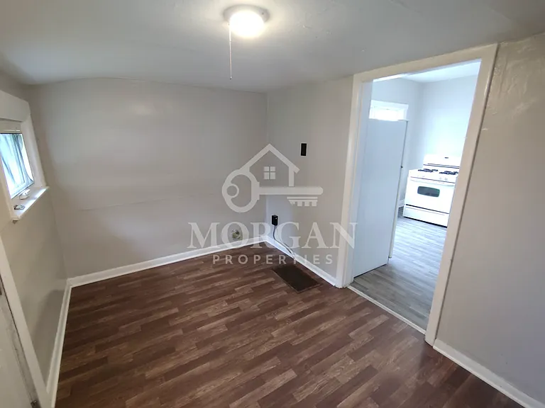 2214 Central Ave #2 — Photo 5