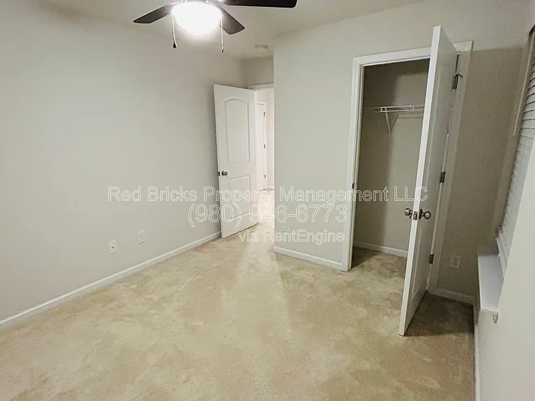 9315 Grand Valley Dr — Photo 34