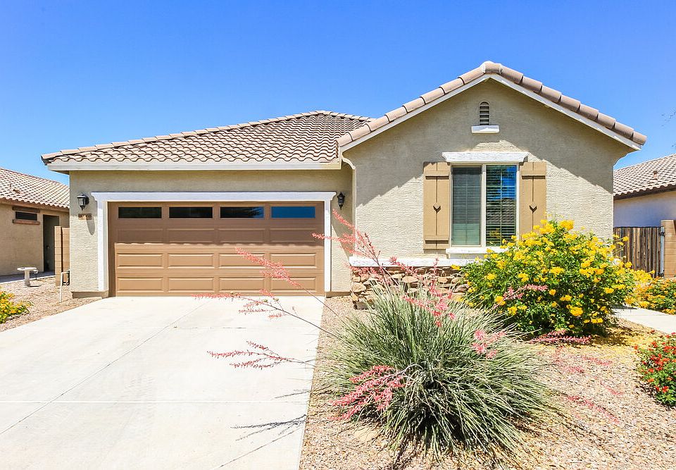 1st image of 20968 E Creekside Dr