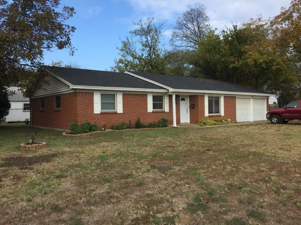 206 S Dobson St, Burleson, TX 76028