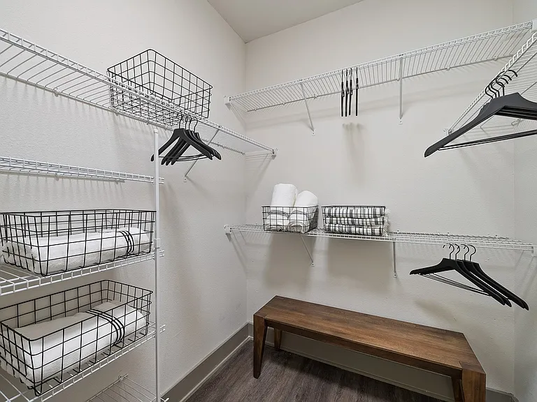Cortland Highcroft — Photo 13