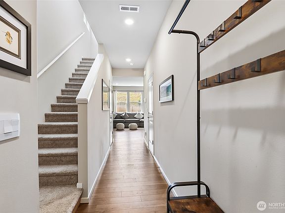 3rd image of 6016 Addison Road SW