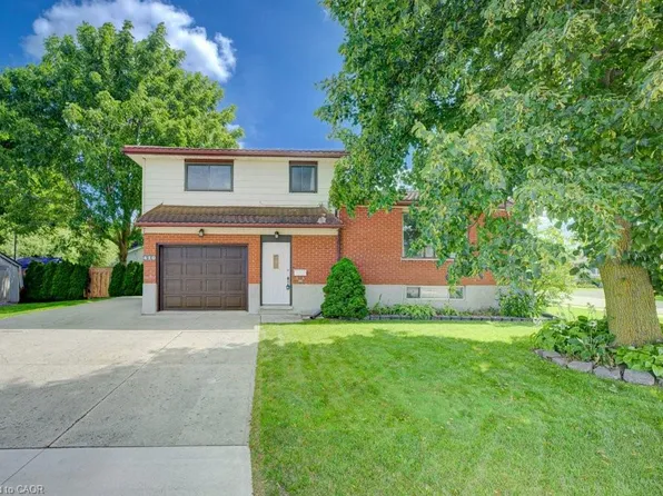 410 Louise Ave N, North Perth, ON N4W 3P2