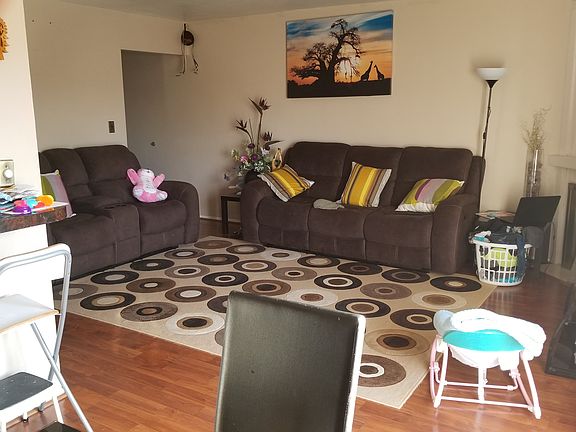 4th image of 7345 Woodview St APT 4