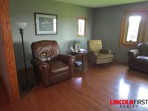 4th image of 33519 O St