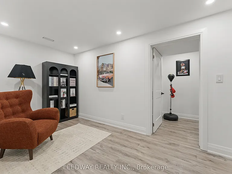 24410 Thorah Park Blvd — Photo 34