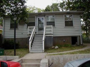 6N934 Woodlawn Ave APT 1, Saint Charles, IL 60174
