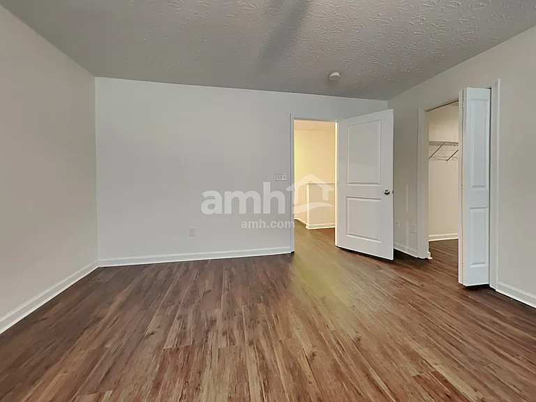 4651 Megan Danielle Dr — Photo 9