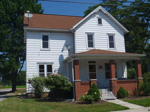 208 E York St, Biglerville, PA 17307