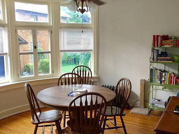 2nd image of 519 Richmond Ave APT 2