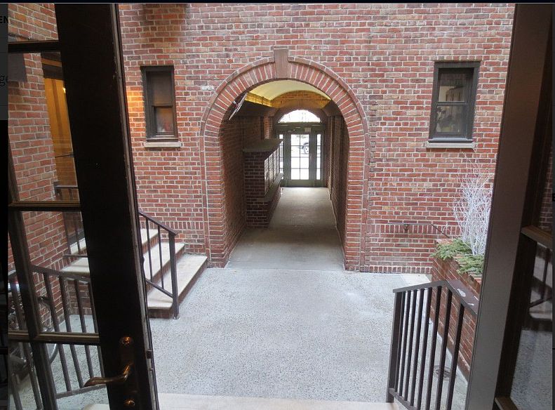 1st image of 30 Charlton St APT 6J