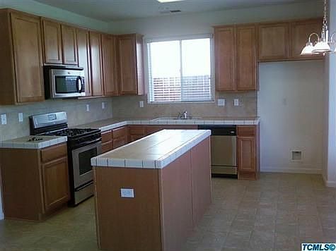 4th image of 4303 E Cambridge Ave
