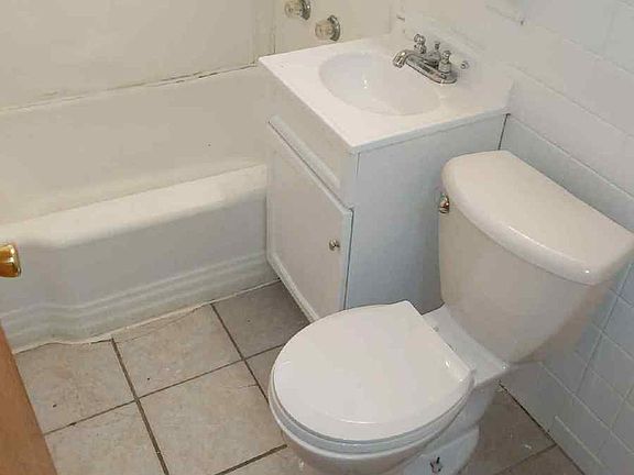 3rd image of 1885 7th St E APT 3