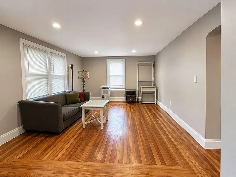 172 Fruit Hill Ave — Photo 3