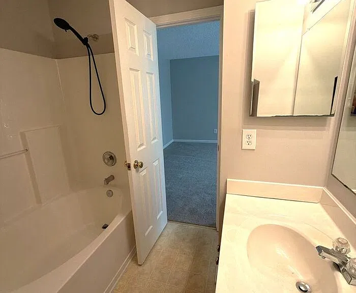 6835 Trimbach Way — Photo 9