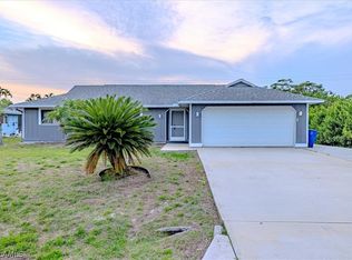 27126 Elaine Dr, Bonita Springs, FL 34135