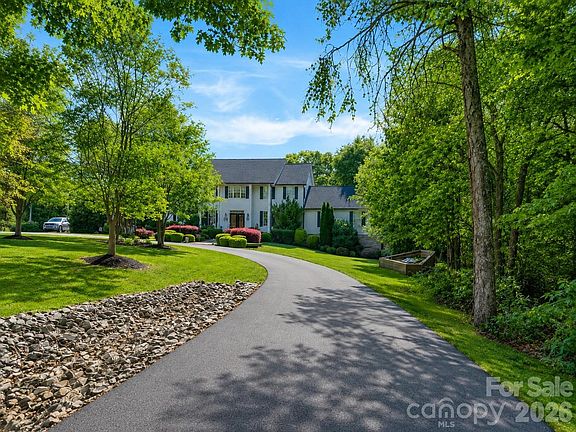 3rd image of 532 Harvey Logan Rd