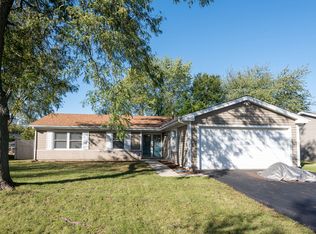 317 Dean Cir, Bolingbrook, IL 60440