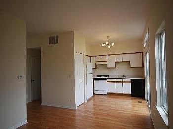 2nd image of 2712 Cedar Glade Dr