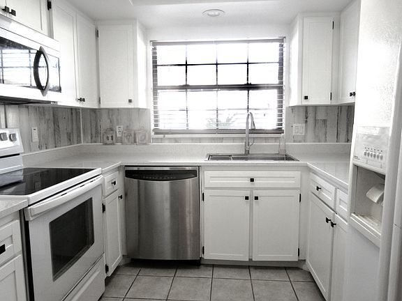 3rd image of 3010 S Pines Dr APT 105